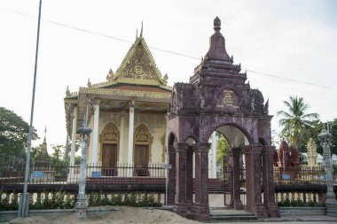 Kamboçya Battambang Wat Pachhaa Tapınağı