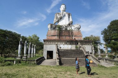 Kamboçya Battambang Wat Ek Phnom Tapınağı