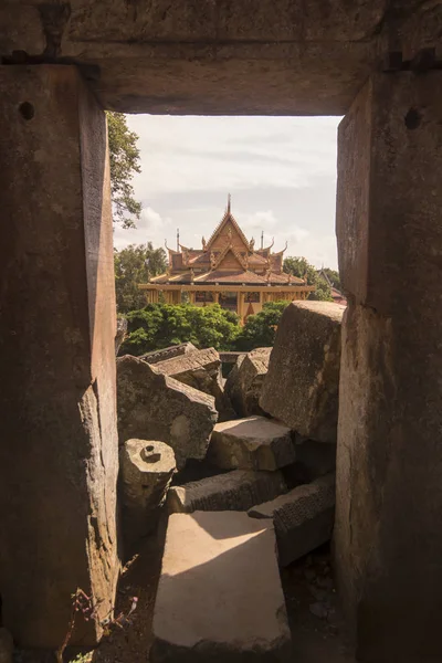 CAMBODIA BATTAMBANG WAT EK PHNOM TEMPLE — Stock Photo, Image