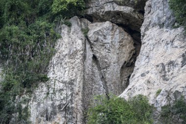 Kamboçya Battambang Hamam Mağarası