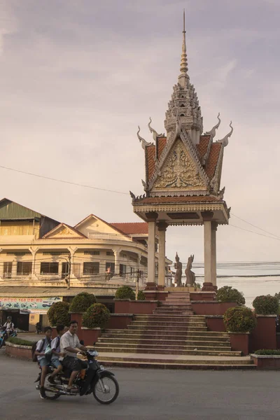 Rotonda de Camboya Battambang City —  Fotos de Stock