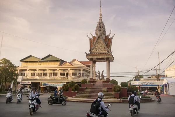 Kambodzsa Battambang város körforgalmi — Stock Fotó