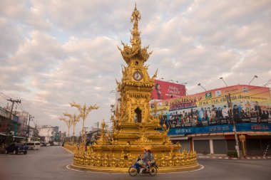 Kuzey Tayland 'daki Chiang Rai şehrindeki saat kulesi. Tayland, Chiang Rai, Kasım 2019