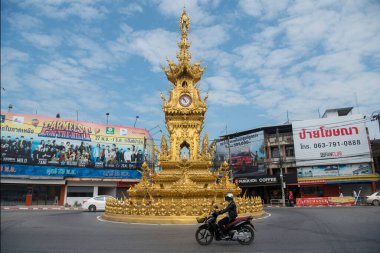 Kuzey Tayland 'daki Chiang Rai şehrindeki saat kulesi. Tayland, Chiang Rai, Kasım 2019