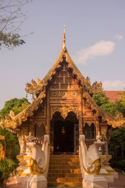 Kuzey Tayland 'daki Chiang Rai şehrindeki Wat Phra Singh Tapınağı. Tayland, Chiang Rai, Kasım 2019