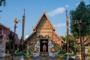 Kuzey Tayland 'daki Chiang Rai şehrindeki Wat Phra Singh Tapınağı. Tayland, Chiang Rai, Kasım 2019