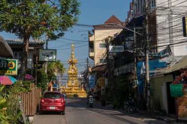 Kuzey Tayland 'daki Chiang Rai şehrindeki saat kulesi. Tayland, Chiang Rai, Kasım 2019