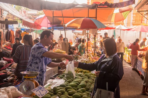 Manga Trhu Ovocem Centrálním Trhu Městě Chiang Rai Severním Thajsku — Stock fotografie