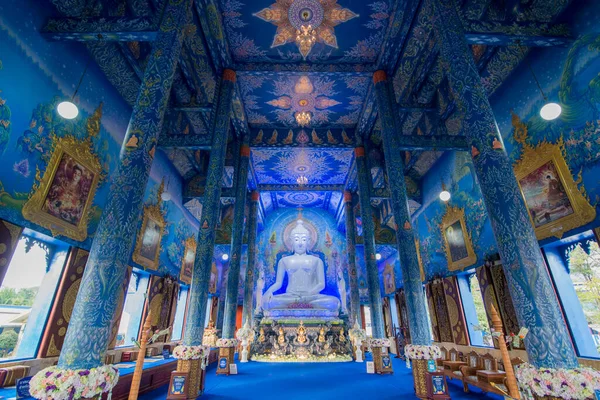 Статуя Будди Блакитному Храмі Або Ват Ронг Суеа Десять Місті — стокове фото