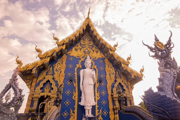 Kuzey Tayland Daki Chiang Rai Şehrindeki Mavi Tapınak Veya Wat — Stok fotoğraf