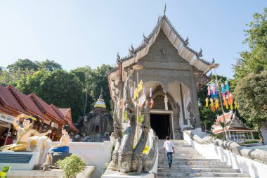 Chiang Saen kasabasındaki Pha Ngao Tapınağı Wat Phra Kuzey Tayland 'daki Chiang Rai şehrinin kuzeyindeki Mekong Nehri' nin altın üçgeni. Tayland, Chiang Sean, Kasım 2019
