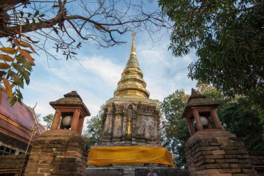 Chom Kitti 'nin Chiang Saen kasabasındaki Wat Phra Tapınağı Kuzey Tayland' daki Chiang Rai şehrinin kuzeyindeki Mekong Nehri 'nin altın üçgeni. Tayland, Chiang Sean, Kasım 2019