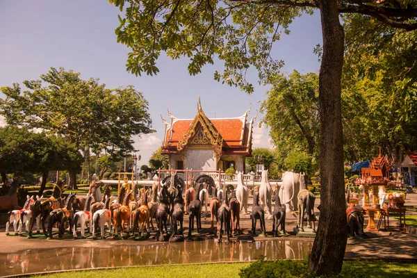 Sanktuarium Króla Taksin Mieście Tak Prowincji Tak Tajlandii Tajlandia Tak — Zdjęcie stockowe