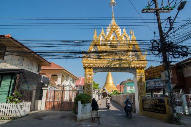 Tahiland 'ın Tak ilindeki Mae Sot kasabasındaki Wat Chumphon Khiri. Tayland, Mae Sot, Kasım 2019 