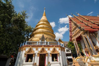 Tahiland 'ın Tak iline bağlı Mae Sot kasabası yakınlarındaki Wat Aranyakhet. Tayland, Mae Sot, Kasım 2019 