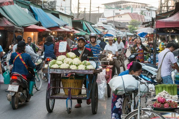 타밀란 도시인 Mae Sot 시장에 시장에서 채소를 수있다 Thailand Mae — 스톡 사진