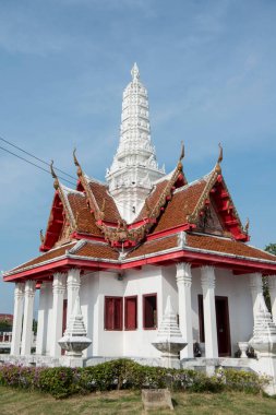 Tayland 'ın Phetchaburi eyaletindeki Phetchaburi veya Phetchaburi şehir tapınağı. Tayland, Phetburi, Kasım 2019