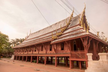 Tayland 'ın Phetchaburi eyaletinde yer alan Wat Yai Suwannaram Tapınağı. Tayland, Phetburi, Kasım 2019