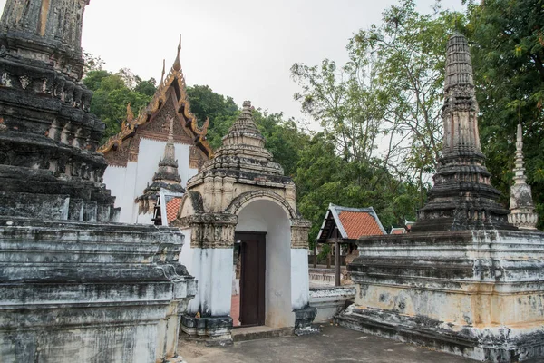 Świątynia Wat Sra Bua Mieście Phetchaburi Lub Phetburi Prowincji Phetchaburi — Zdjęcie stockowe