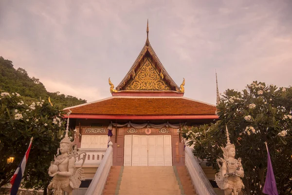 지방의 페트부리 Wat Tham Kaeo Thailand Phetburi November 2019 — 스톡 사진
