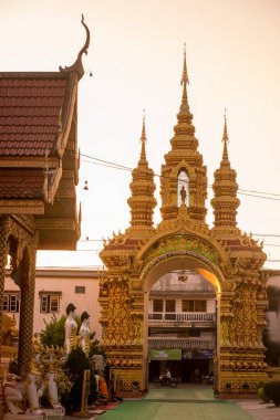Wat Luang Chai Sathan Tayland 'ın Chiang Raii şehrindeki Chiang Khong kasabasında. Tayland, Chiang Khong, Kasım 2019