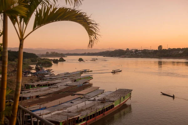 Bootpier Bij Het Dorp Huay Xay Lao Aan Rivier Mekong — Stockfoto