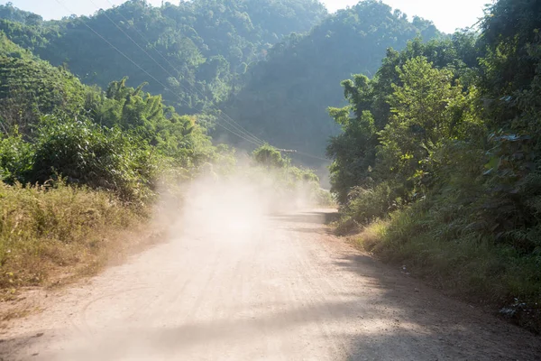 Dammväg Vid Byn Huay Xai Lao Vid Floden Mekong Från — Stockfoto