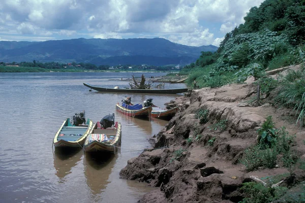 Paisagem Rio Mekong Cidade Luang Prabang Lao Norte Lao Lao — Fotografia de Stock