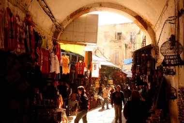 Tunus 'un kuzeyindeki Tunus, Tunus, Sidi Bou Sair, Mart 2009' da, Souq, Market veya Pazar 'da bir pazar.