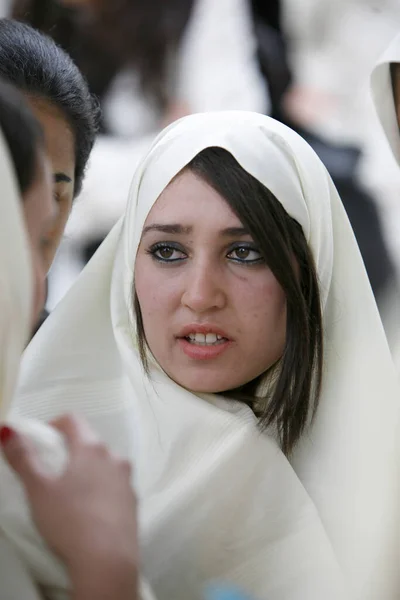 Tunisisk Muselman Kvinnor Traditionell Tunisien Kläder Gamla Stan Sidi Bou — Stockfoto