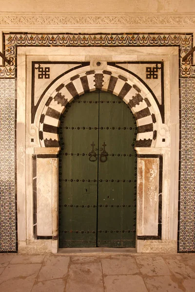 Traditional Tunisian Door Marketstreet Gold Souq Market Bazaar Old City — Stock Photo, Image