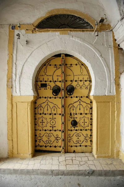 Традиционная Дверь Туниса Улице Marketstreet Золотой Сук Рынок Базар Старом — стоковое фото