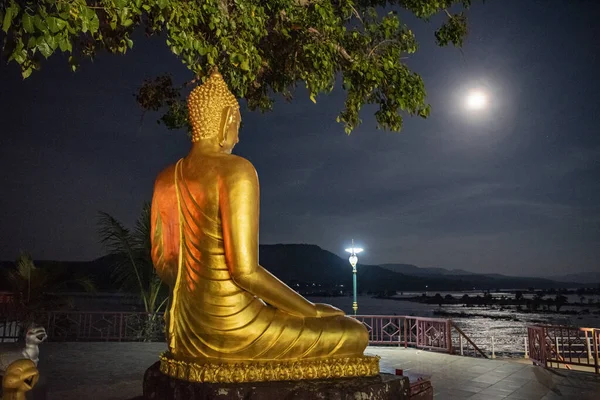 Full Moon Buddha Wat Khong Chiam Two Color River Viewpoint — Stock Photo, Image