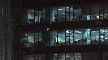 Gökdelen. Office windows panorama gece.