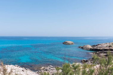 Cala Rajada 'da deniz ve kıyı manzarası
