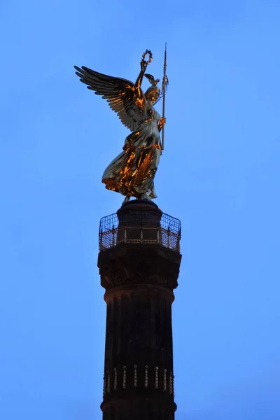 Coluna Vitória Com Céu Azul Berlim — Fotografia de Stock