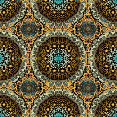 Sorunlu damasküler desensiz arka plan fayansları. Siyah bir arkaplanda yeşil, gri ve sarı renklerde vektörsüz süsleme.