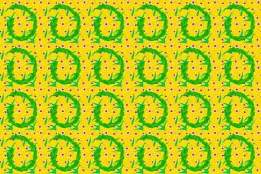 Parlak, güzel, çiçekli, pürüzsüz bir arka plan. Sarı arka planda soyut, sevimli çiçek deseni. Raster illüstrasyonu.