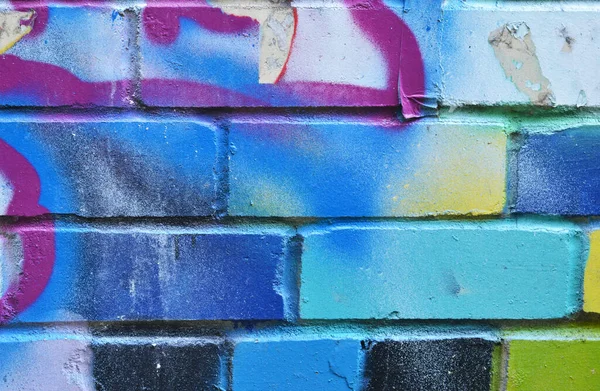 Pintura urbana de pared de fondo. Arte callejero. Lugar para el texto. Color azul brillante Fotos de stock
