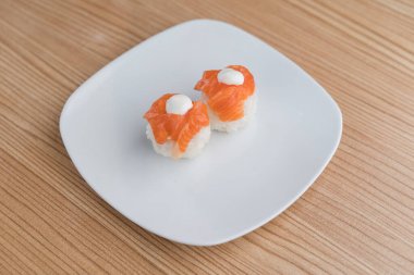 Suşi Ramen Salatası Udon Japon yemeği