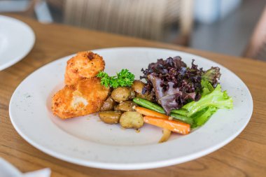 Sebzeli patates püresi.