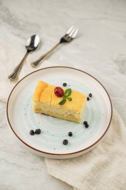 Pofuduk Peynirli Kek 