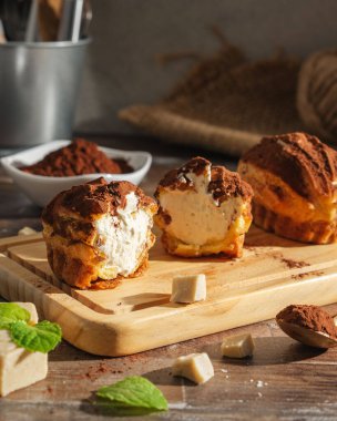 Taze Mini Kremalı Kekler