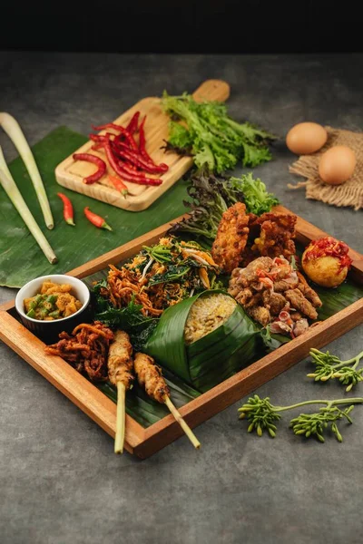 Nasi Bakar Traditionell Med Stekt — Stockfoto