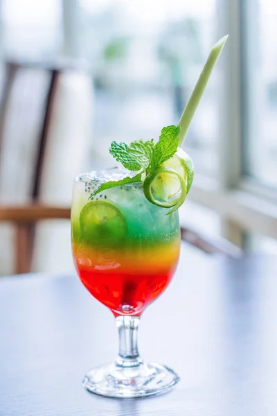 Mocktail Bebida Alcohólica Bebida Fresca — Foto de Stock