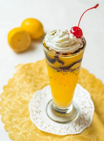 Kopi Beku Lemon Mocktail — Stok Foto