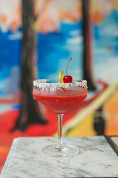 Rode Margarita Cocktail Tequila Met Zout Rechtenvrije Stockfoto's