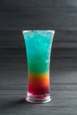 4 Renkli Buzlu Mocktail