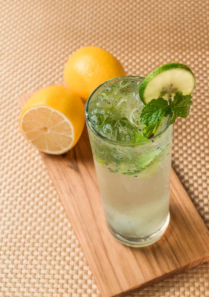 Bebida Gelada Café Limão Mocktail — Fotografia de Stock