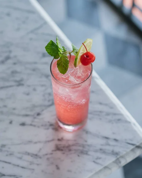 Sweet Pink Mocktail Minuman Musim Panas — Stok Foto